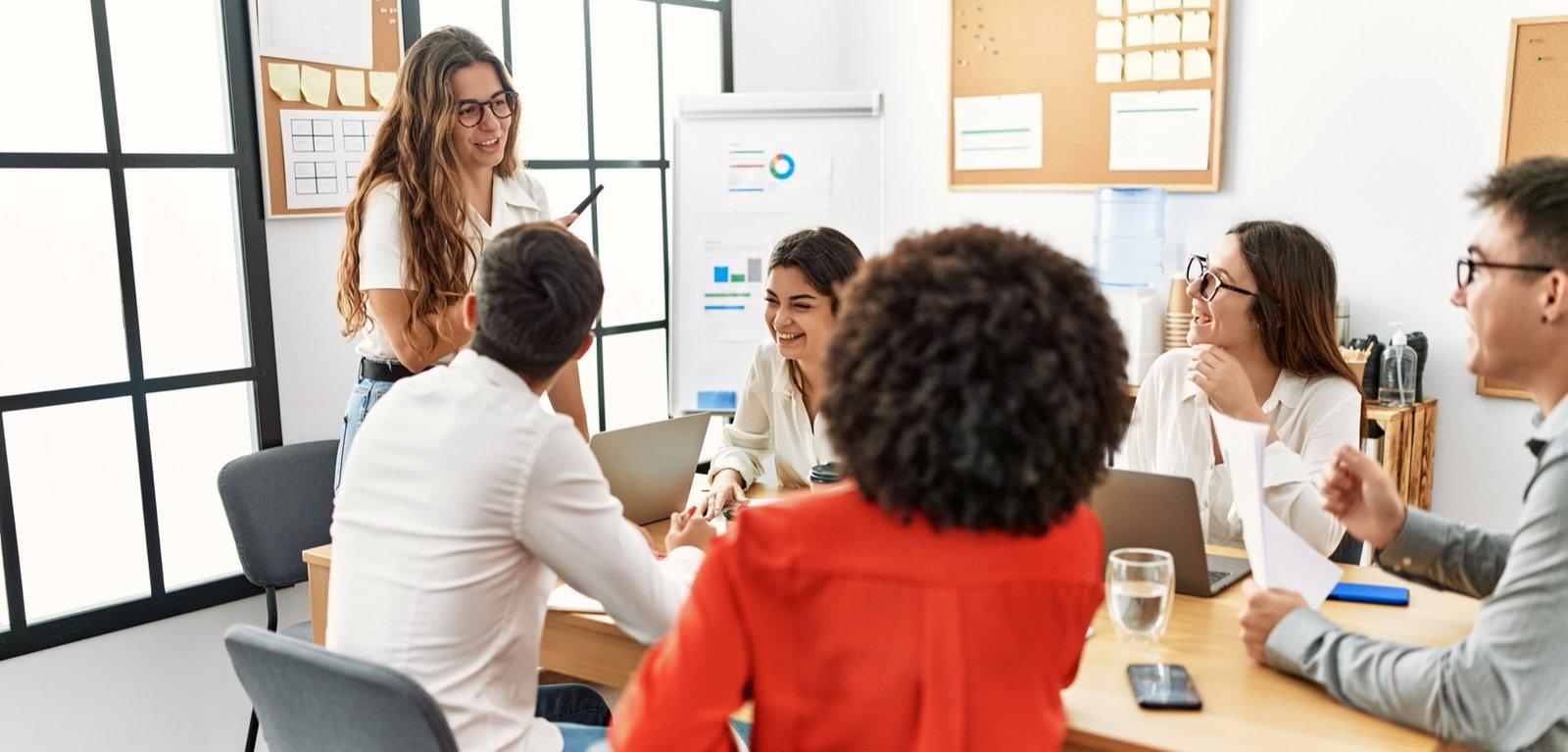 Sesión de mediación en un entorno profesional
